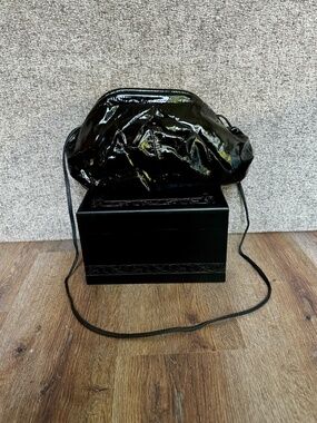 Vintage Samir Leather Dumpling Crossbody Purse